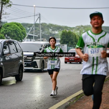 Runner Photo 8664444