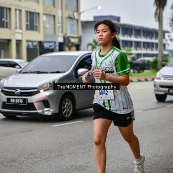 Runner Photo 8664460