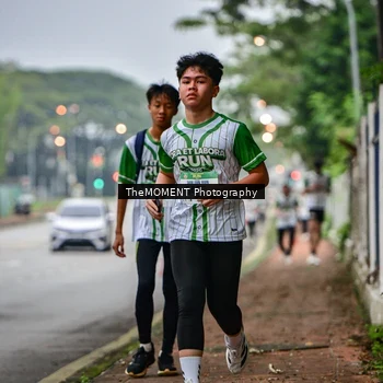 Runner Photo 8664463