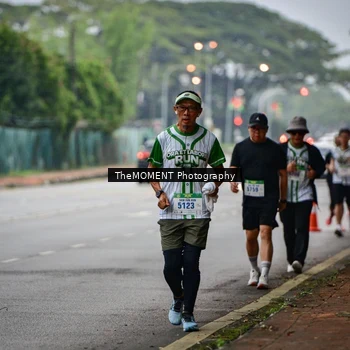Runner Photo 8664486