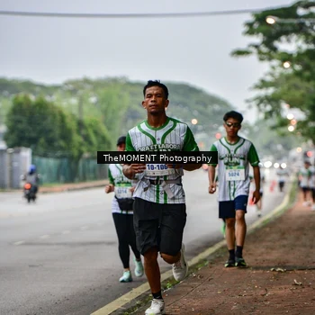 Runner Photo 8664526