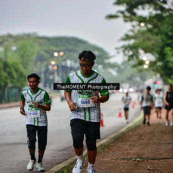 Runner Photo 8664543