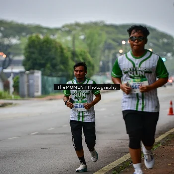 Runner Photo 8664552