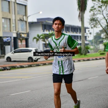 Runner Photo 8664577