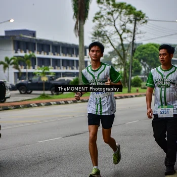 Runner Photo 8664578