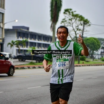 Runner Photo 8664605