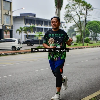 Runner Photo 8664658