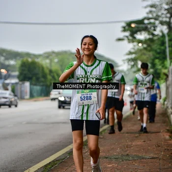 Runner Photo 8664689