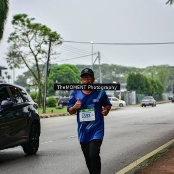 Runner Photo 8664692