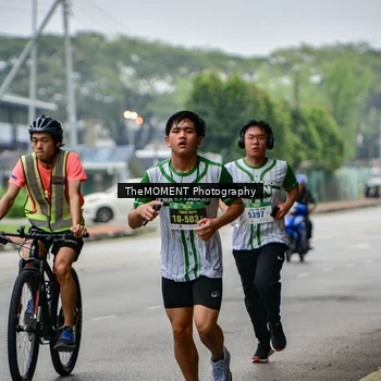 Runner Photo 8664719