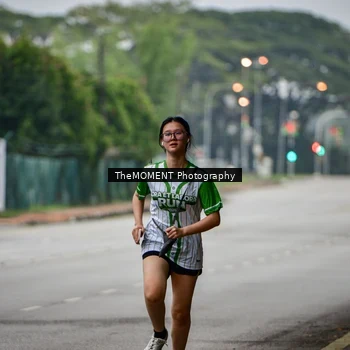 Runner Photo 8664792