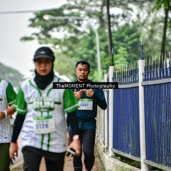 Runner Photo 8664794
