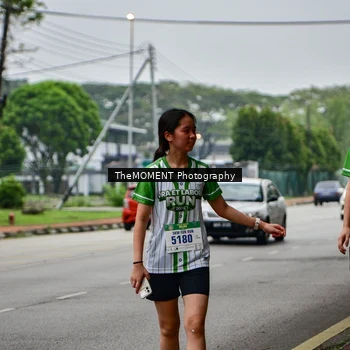 Runner Photo 8664802