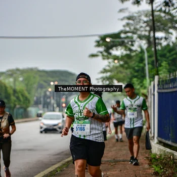 Runner Photo 8664807