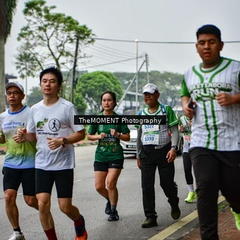 Runner Photo 8664893