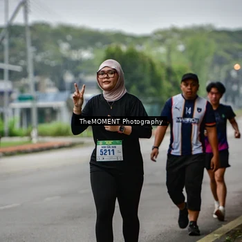 Runner Photo 8664920
