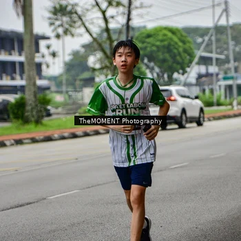 Runner Photo 8664932