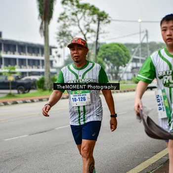 Runner Photo 8664943
