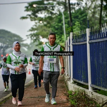 Runner Photo 8664981