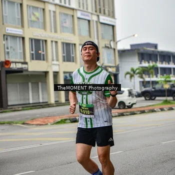 Runner Photo 8665042