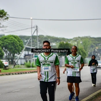 Runner Photo 8665073