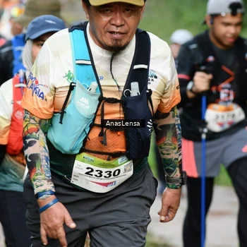 Runner Photo 8665174
