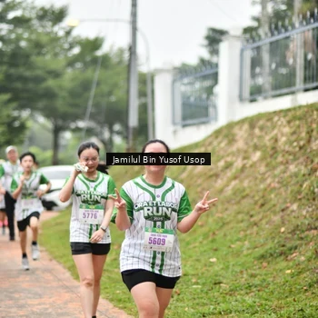 Runner Photo 8665687
