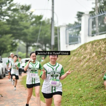 Runner Photo 8665692