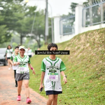 Runner Photo 8665711