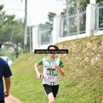Runner Photo 8666109
