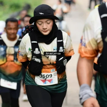 Runner Photo 8666199