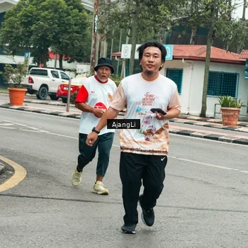 Runner Photo 8666675