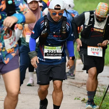 Runner Photo 8666731
