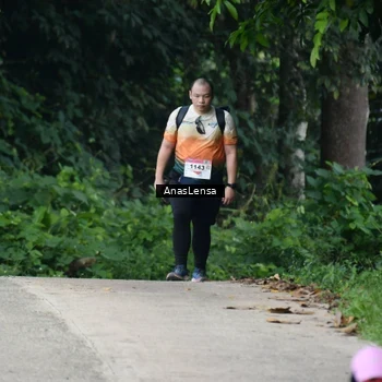 Runner Photo 8668012