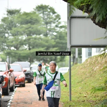 Runner Photo 8670007