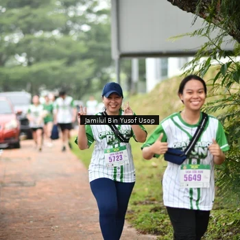 Runner Photo 8670014