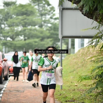 Runner Photo 8670022