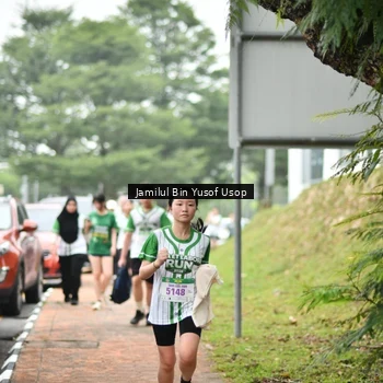 Runner Photo 8670023