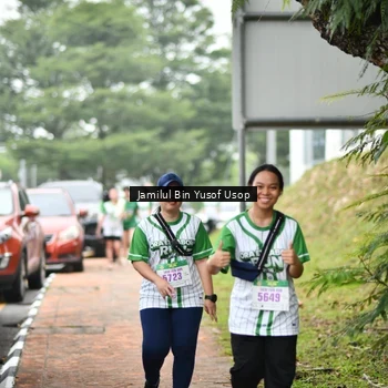 Runner Photo 8670024