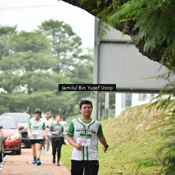 Runner Photo 8670084