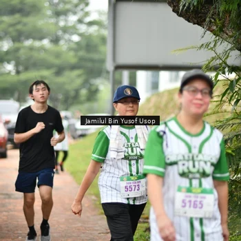 Runner Photo 8670153