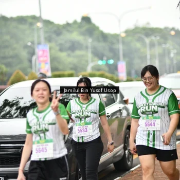 Runner Photo 8670665