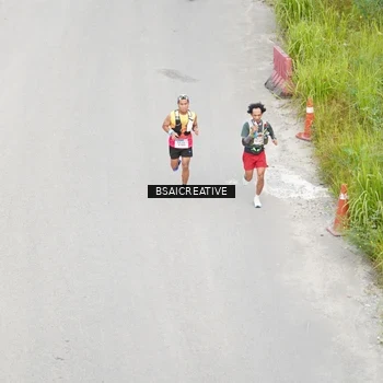 Runner Photo 8675913