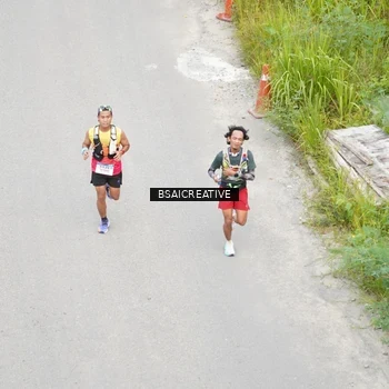 Runner Photo 8675918