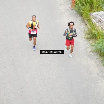 Runner Photo 8675920