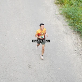 Runner Photo 8675951