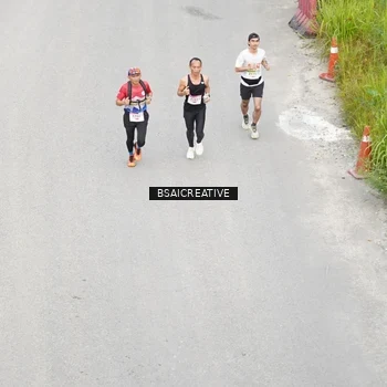 Runner Photo 8675972