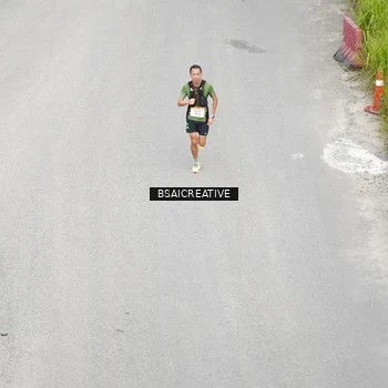 Runner Photo 8676016