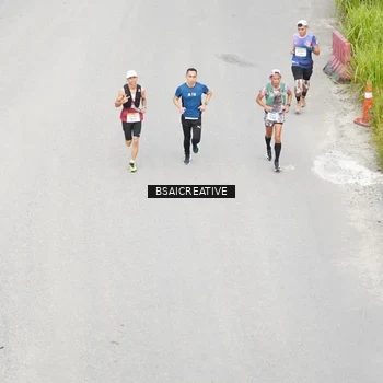 Runner Photo 8676057