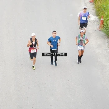 Runner Photo 8676062